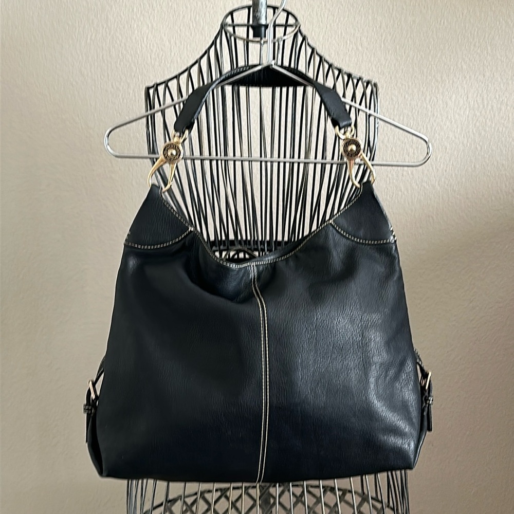 ✨Host Pick✨ Dooney & Bourke | Vintage Libby Hobo Pebble Grain Leather Bag